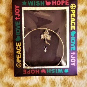 Dangling Maple Leaf bracelet